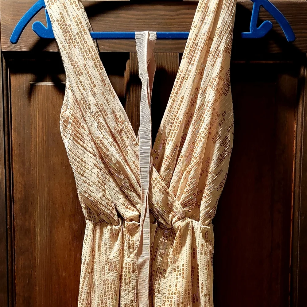 Dress - Picture 1 of 2